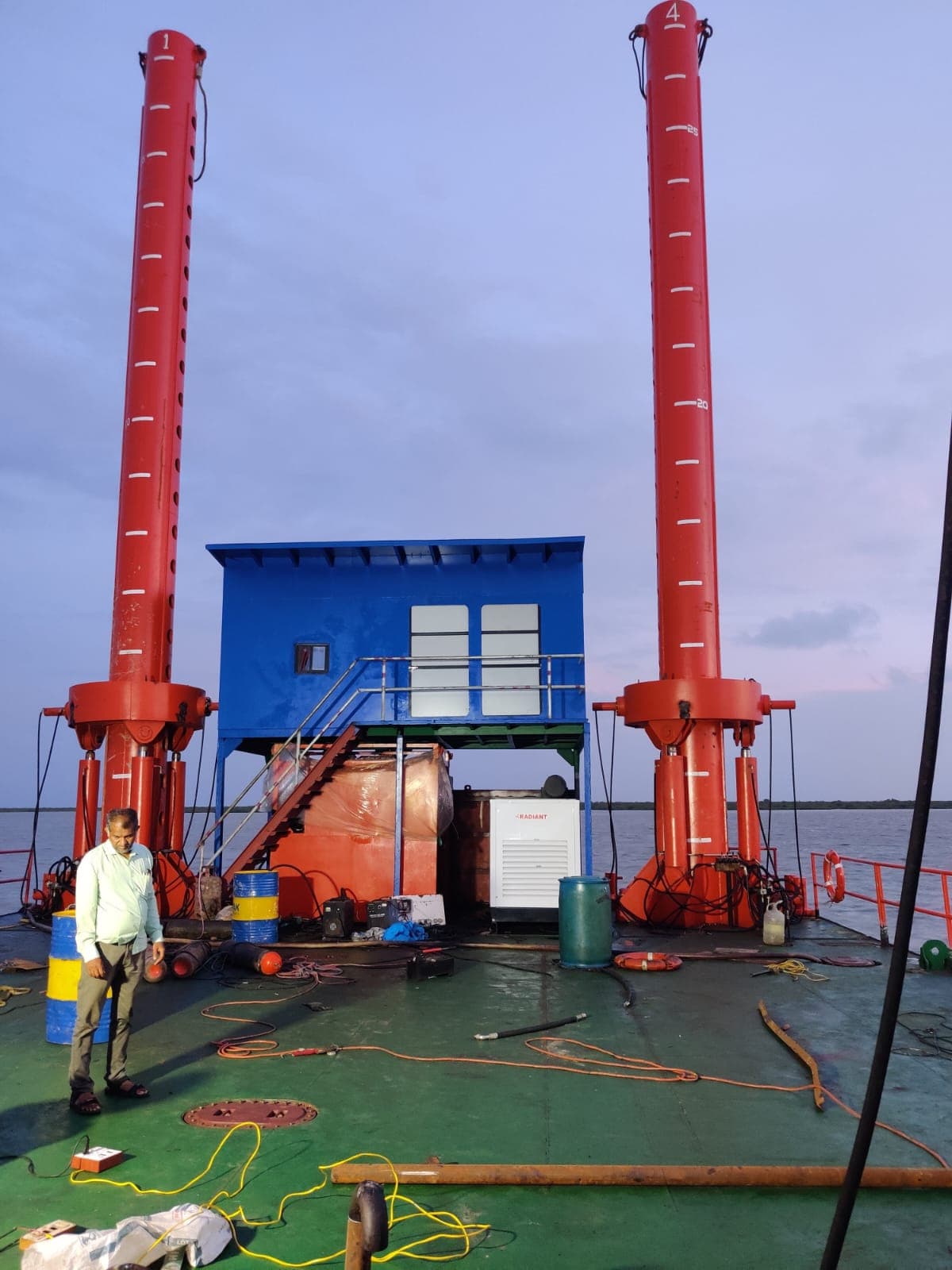 Vimla 18x13 service frame 200